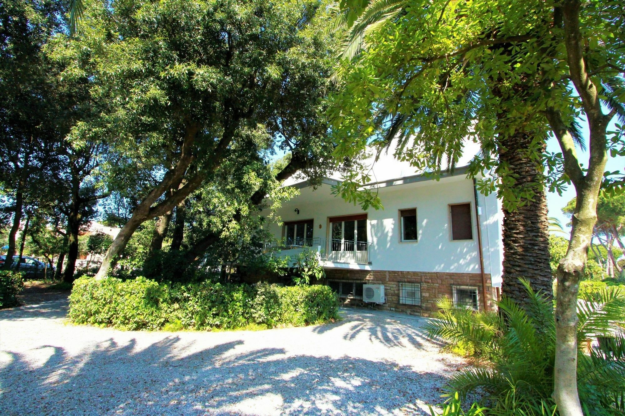 Invilla Seristori, A 50 M Dal Mare San Vincenzo Exteriér fotografie